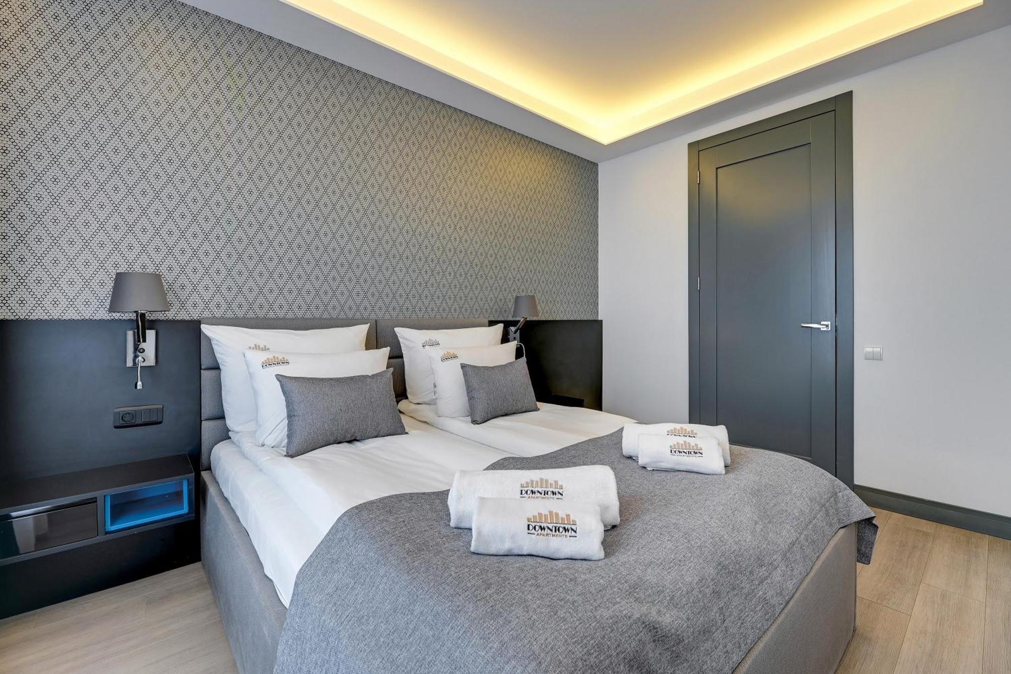 Szafarnia Marina & City Center By Downtown Apartments กดัญสก์ ภายนอก รูปภาพ